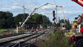 Riesenschaden durch die gesperrte Rheintalstrecke
