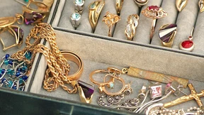 Was tun mit geerbtem Schmuck?