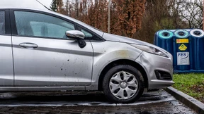 Fünf Autos brennen in Frankfurt