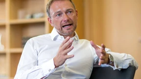 Lindner will Doppelpass für Enkelgeneration abschaffen