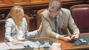 Melonis langer Arm reicht bis zum Versicherer Generali