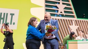 Kontroversen verschoben