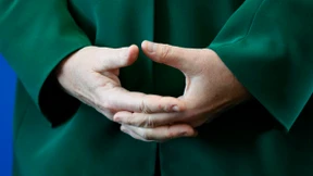 Merkel kämpft allein 