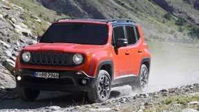 So klein und schon ein echter Jeep