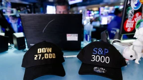 S&P 500 schließt erstmals über 3000 Punkten