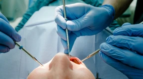 Münchner Zahnarzt gesteht Millionenbetrug vor Gericht