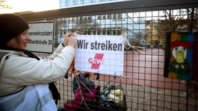 Lehrer legen die Arbeit nieder