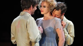 Zwei Buben wohnen, ach, in seiner Brust