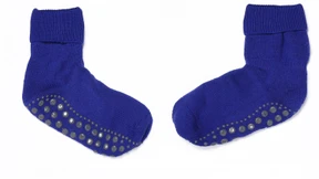 Socken unterm Weihnachtsbaum sorgen für lange Gesichter