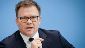 Ostbeauftragter Schneider: „Verhältnis zu Russland ist von Respekt und Angst geprägt“