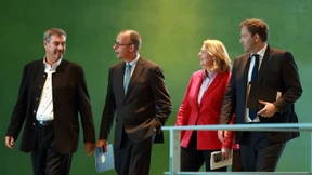 Regierung präsentiert sich geschlossen