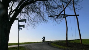 Hoch auf der Himmelsschaukel