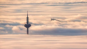 Sonne und Schauer, Nebelfelder und Gewitter