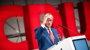 CDU und CSU bei 30 Prozent