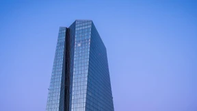 EZB blickt stärker auf Klimarisiken der Banken