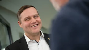 AfD-Fraktion votiert überraschend für Mäßigung