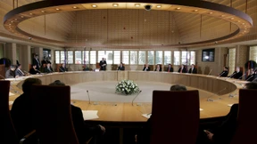 Erdbeben lässt das Parlament wackeln