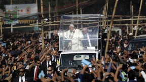 Papst trifft Rohingya-Flüchtlinge