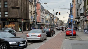 Studie: Geflüchtete ziehen oft in Städte mit vielen Arbeitslosen