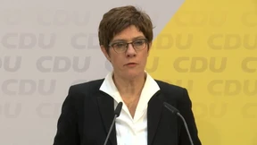 AKK findet klare Worte für SPD