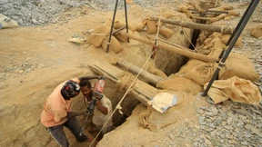 Milliarden aus dem Goldhandel finanzieren den Krieg