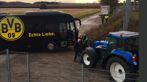 BVB-Mannschaftsbus bleibt im Acker stecken