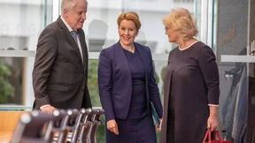 Salve gegen Seehofer