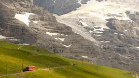 Erster Klasse ins ewige Eis