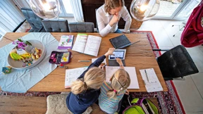 Wie gelingen Homeschooling und Arbeit?