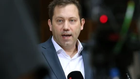 Klingbeil: Atomstreit muss noch diese Woche abgeräumt werden