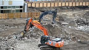 Tariftreuegesetz beschlossen, doch der Konflikt geht weiter