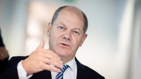 Scholz dementiert Vorschlag für längere Dienstzeit