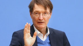 Lauterbach: Höhepunkt der Omikron-Welle ist überschritten