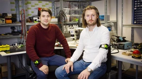 Warnsignale an den Tauchpartner 