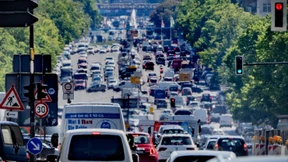 ADAC warnt vor Staus am Wochenende