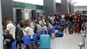 Frankreich und Großbritannien führen Corona-Tests für China-Reisende ein