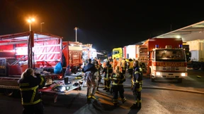 Gefahrgutunfall mit ätzender Flüssigkeit