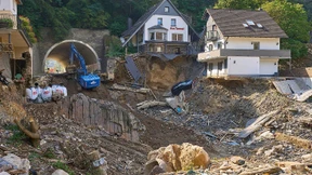 Die meisten zerstörten Häuser dürfen aufgebaut werden