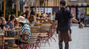 Linke und Union dringen auf ermäßigte Steuer für Speisen