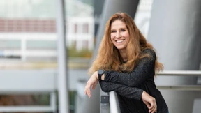 Feldversuch Verschwörungstheorie: Ursula Poznanski über ihre Bücher „Shelter“ und „Clara sammelt“