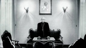 Papst Franziskus würdigt Benedikt XVI.