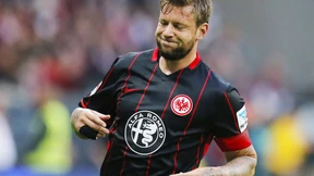 Bobic will Vertrag mit erkranktem Russ verlängern