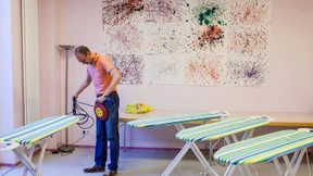 Auf ein Hemd ins Gemeindezentrum