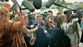 Nimm deine Perversion zu den Akten