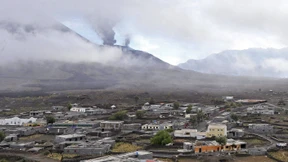 Lava könnte auch die zweitgrößte Stadt der Insel erreichen