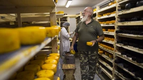 Dann wird der Käse aus dem Westen halt verscharrt