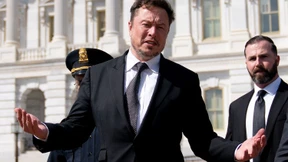 Frühere Twitter-Manager verlangen Millionen von Musk