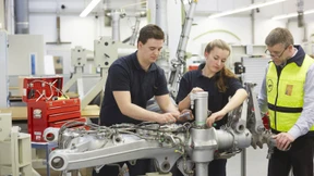 Jedes dritte Unternehmen findet  nicht genügend Auszubildende