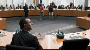 Staatssekretär sieht „keinerlei Holschuld des Ministers“