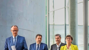 Wie sich der Knoten löste